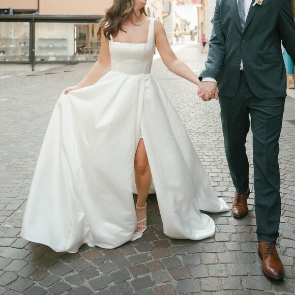 Wtoo by Watters Vivien Square-Neck A-Line Wedding Gown - Picture 4 of 8